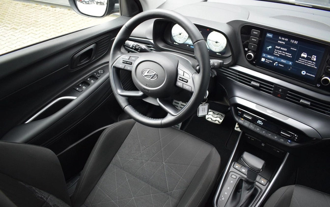 Hyundai Bayon cena 94900 przebieg: 7500, rok produkcji 2023 z Maków Mazowiecki małe 596